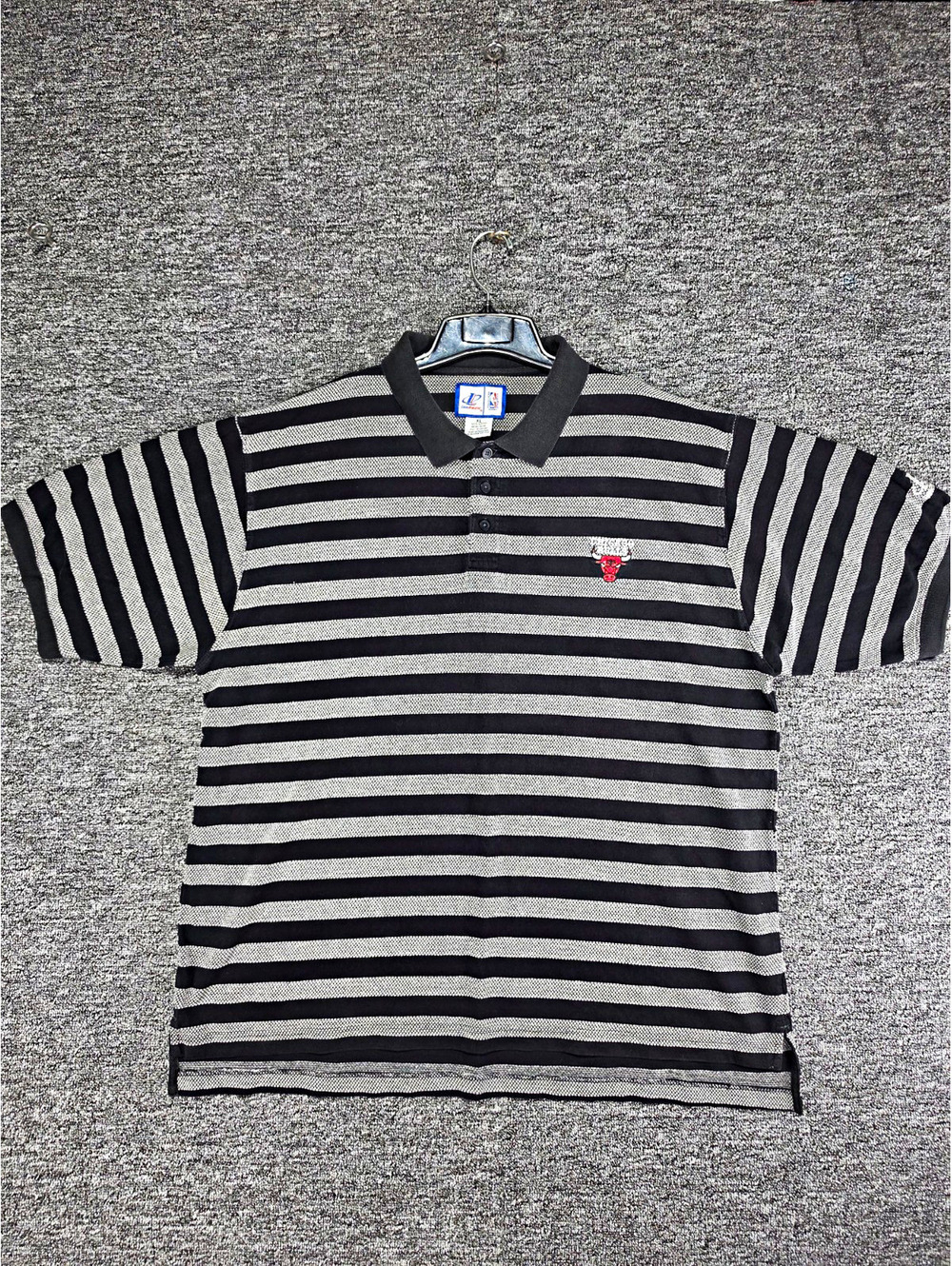 Logo Athletic Chicago Bulls NBA Striped Polo Shirt XL Black Gray